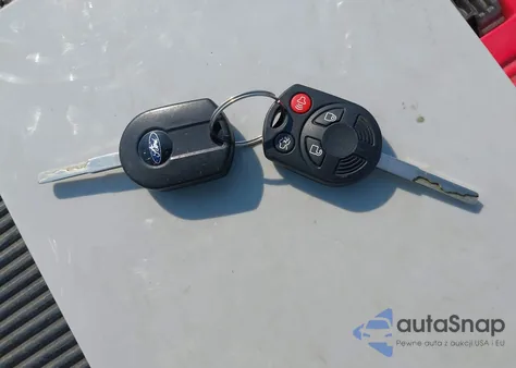 2014 Ford Focus Se z USA, uszkodzony, nr VIN 1FADP3F22EL294942